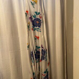 Beautiful Satyuga white summer dress with floral pattern; size S